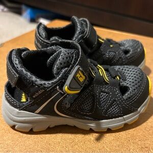 Stride Rite (Made 2 Play) toddler shoes.